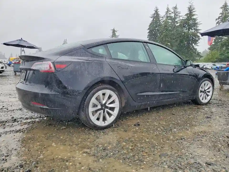 5YJ3E1EA6NF186755 2022 TESLA MODEL 3-2
