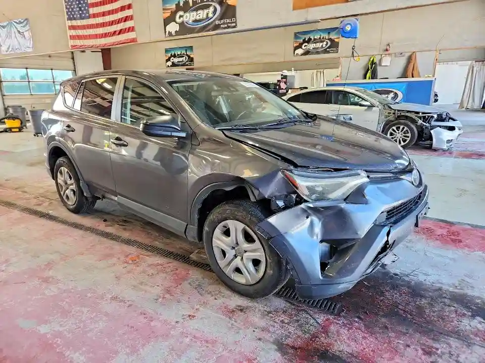 2T3BFREV6JW776565 2018 TOYOTA RAV4-3