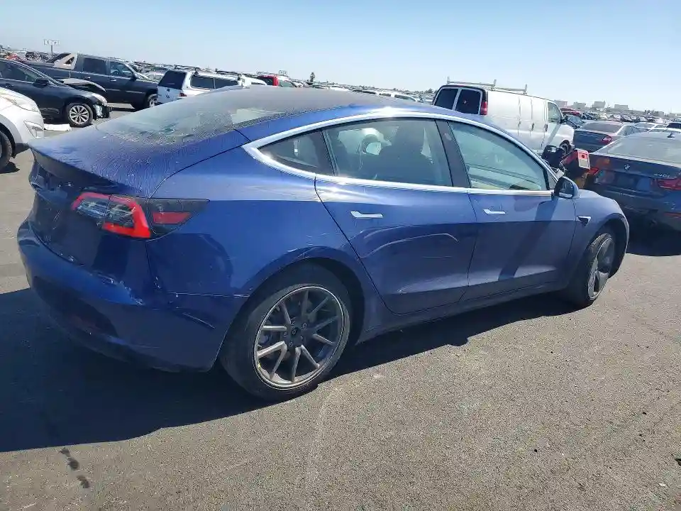 5YJ3E1EA0LF706042 2020 TESLA MODEL 3-2