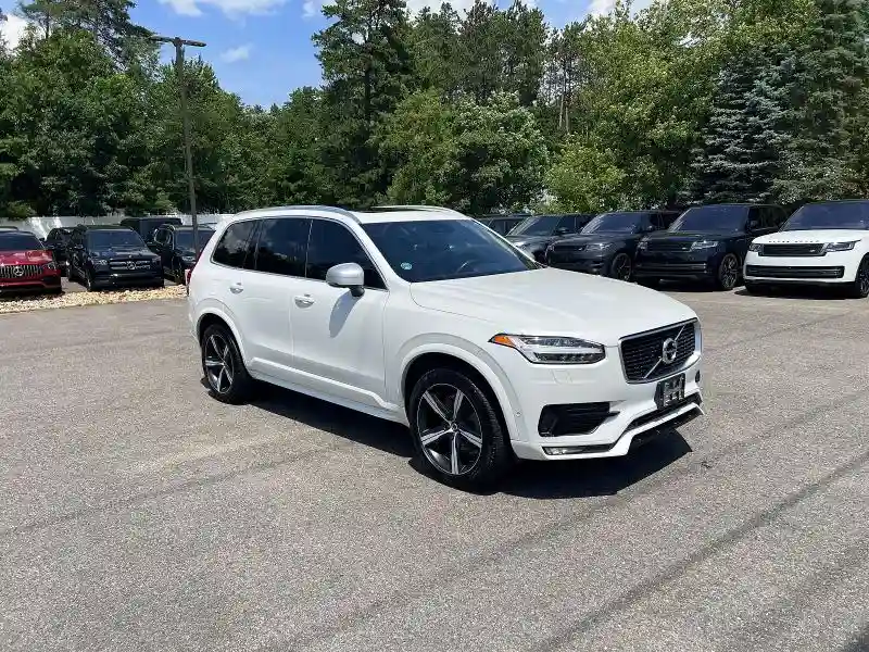 YV4A22PM3K1499034 2019 VOLVO XC90-0