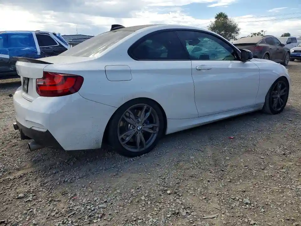 WBA1J7C5XGV289898 2016 BMW M2-2