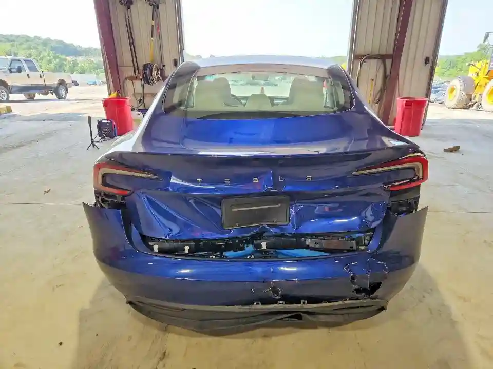5YJ3E1EA3SF916987 2025 TESLA MODEL 3-5