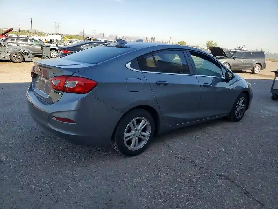 1G1BE5SM6J7161686 2018 CHEVROLET CRUZE-2