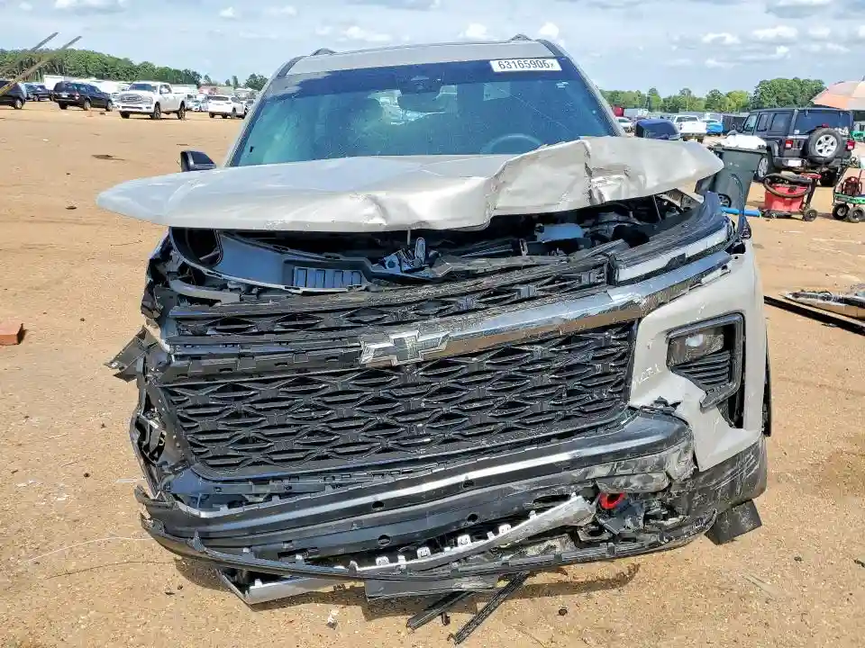 1GNEVJKS2TJ300477 2026 CHEVROLET TRAVERSE Z-4