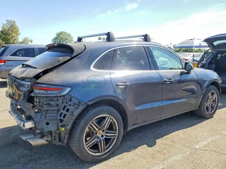 WP1AB2A5XLLB37629 2020 PORSCHE MACAN-2