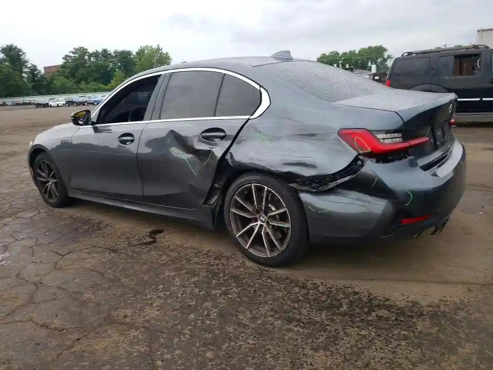 3MW5R7J05M8B93435 2021 BMW 3 SERIES-1