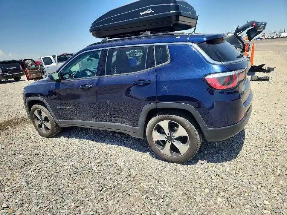 3C4NJCBBXJT194723 2018 JEEP COMPASS-1