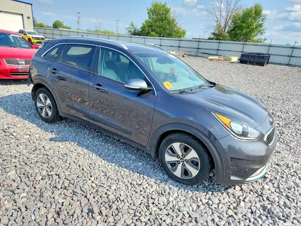 KNDCD3LD6K5254531 2019 KIA NIRO-3
