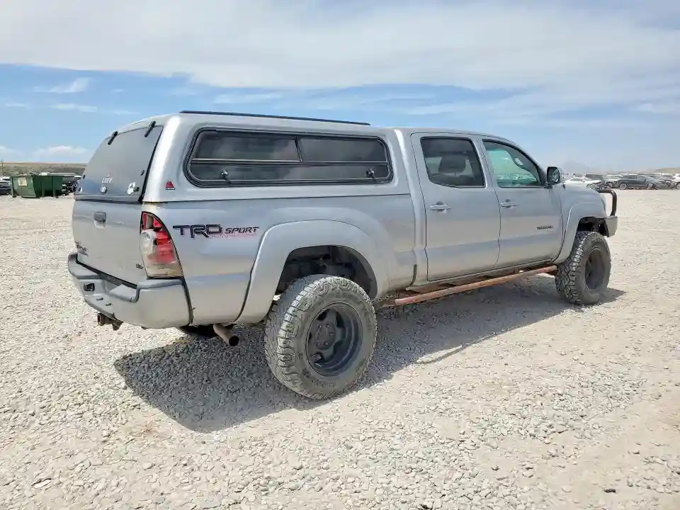 3TMMU4FN1FM084934 2015 TOYOTA TACOMA DOU-2