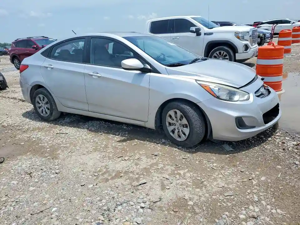 KMHCT4AE6FU802605 2015 HYUNDAI ACCENT-3