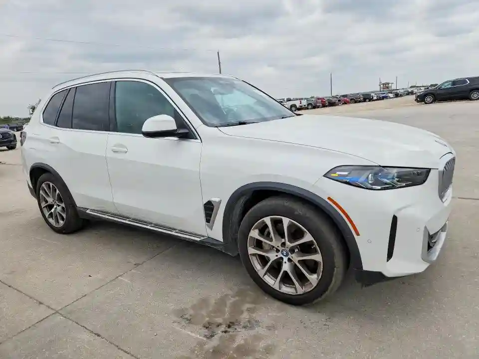 5UX43EU06S9X96024 2025 BMW X5-3