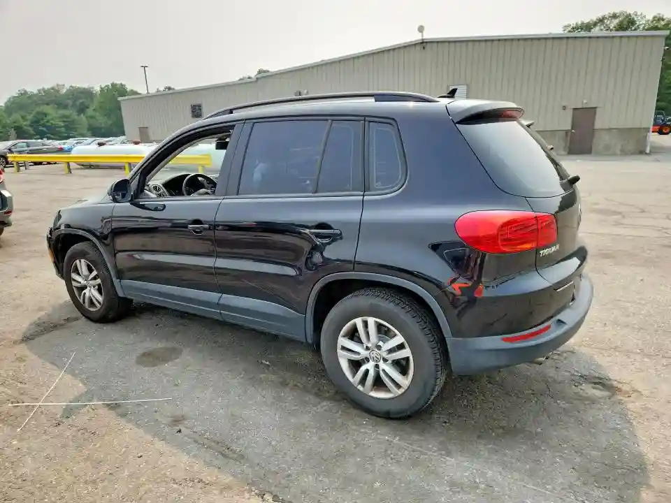 WVGAV7AXXHK023534 2017 VOLKSWAGEN TIGUAN-1
