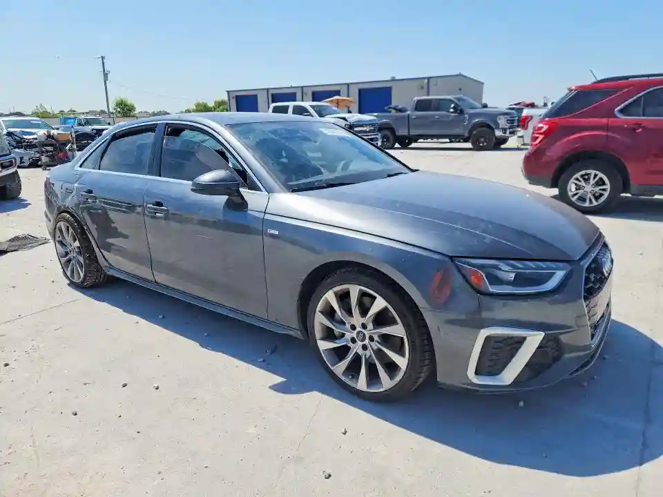 WAUENAF47LN010374 2020 AUDI A4-3