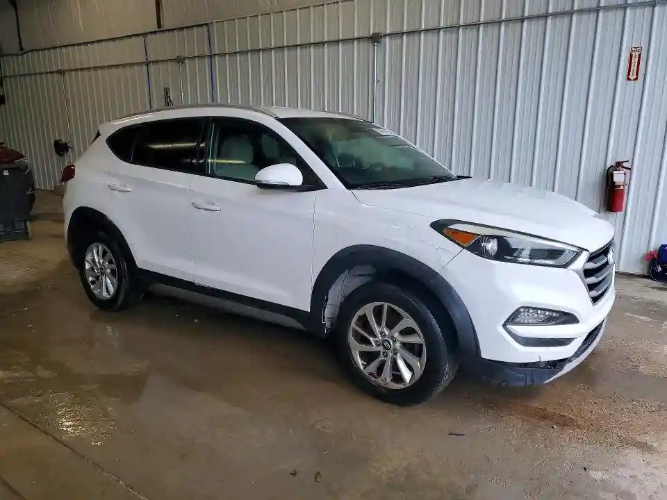 KM8J3CA25HU308150 2017 HYUNDAI TUCSON ECO-3