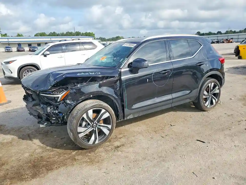 YV4L12UE2S2486066 2025 VOLVO XC40 PLUS-0