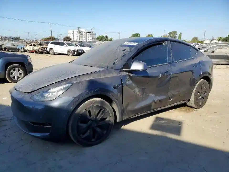 5YJYGDEE7MF213870 2021 TESLA MODEL Y-0