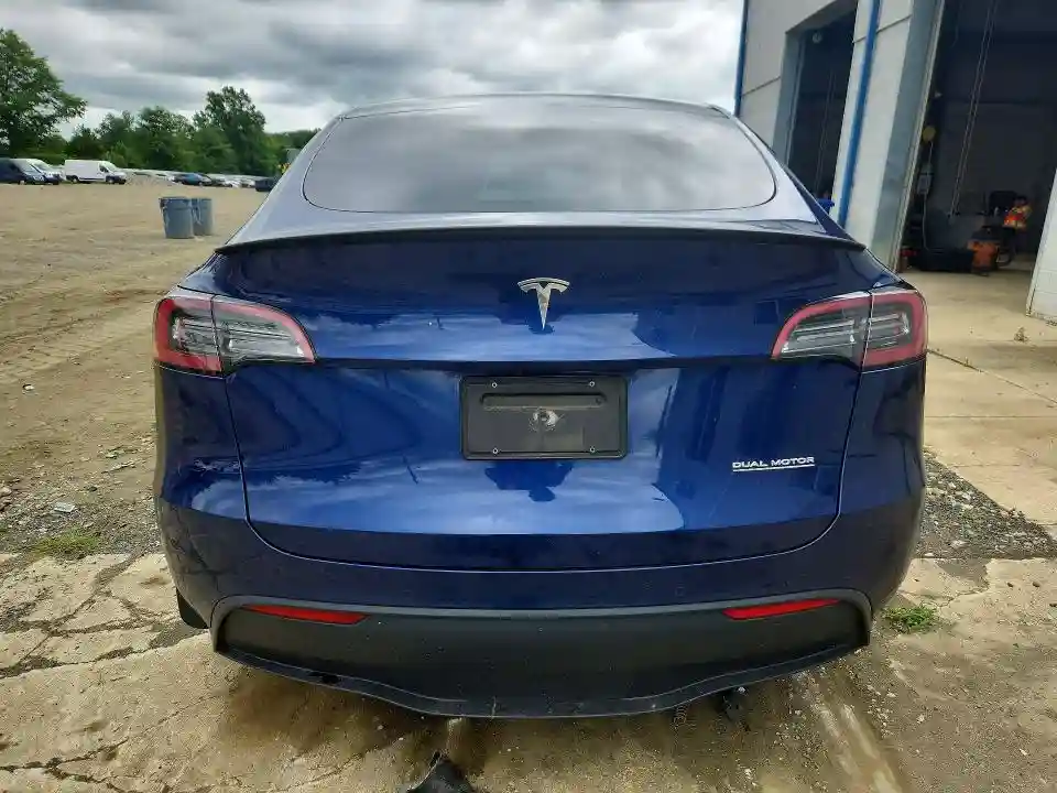 7SAYGDEF3NF530378 2022 TESLA MODEL Y-5