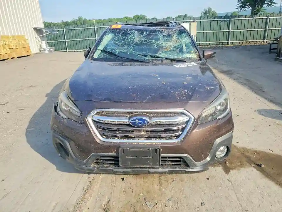 4S4BSATC1K3357425 2019 SUBARU OUTBACK-4