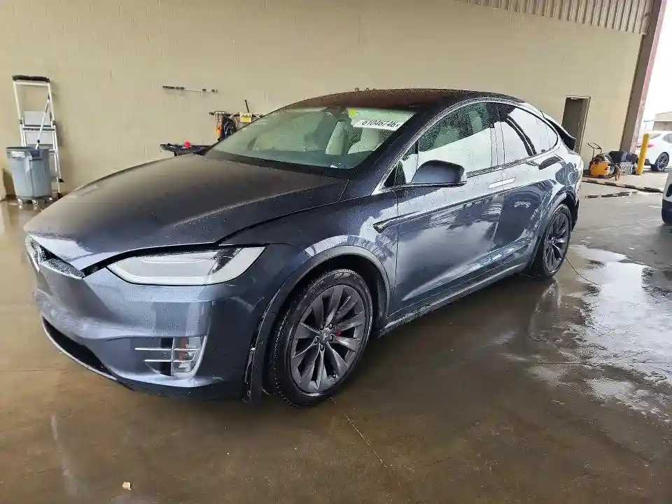 5YJXCDE44JF081127 2018 TESLA MODEL X-0