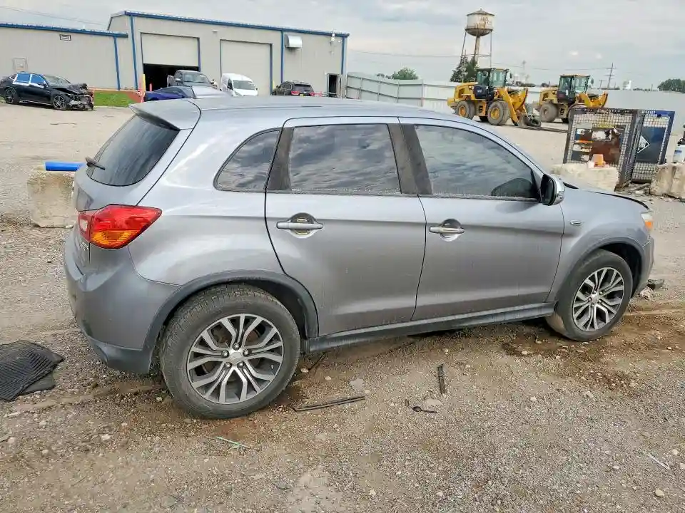 JA4AP3AU9HZ014144 2017 MITSUBISHI OUTLANDER-2