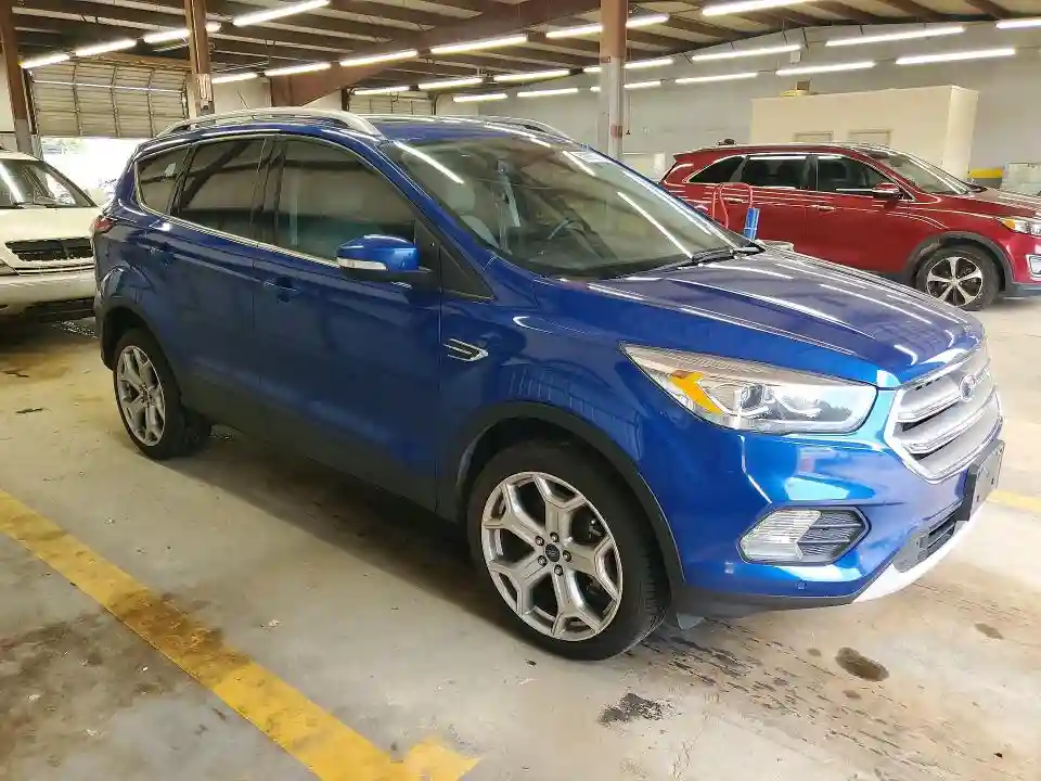 1FMCU9J93HUD86982 2017 FORD ESCAPE-3