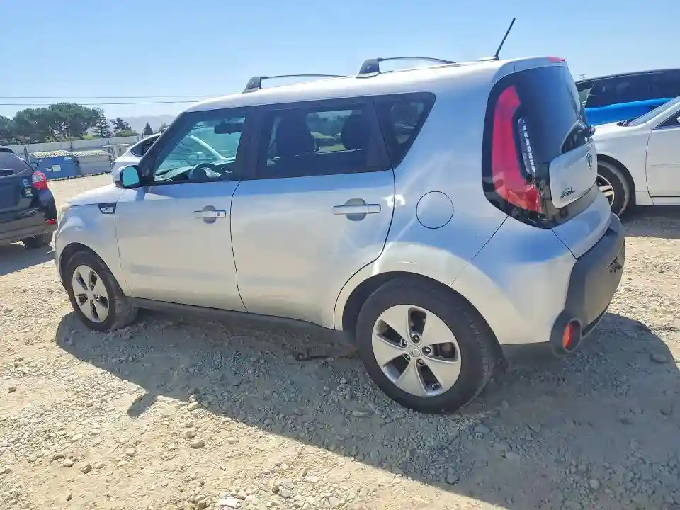 KNDJN2A28G7858979 2016 KIA SOUL BASE-1