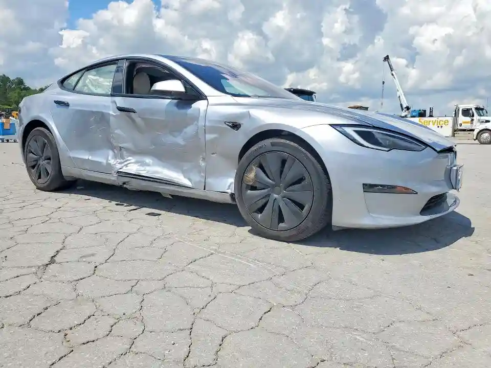 5YJSA1E50SF551954 2025 TESLA MODEL S-3