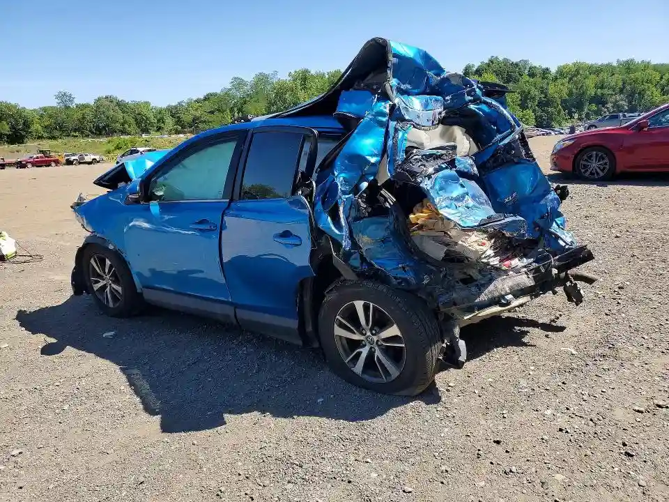 2T3RFREV9JW748158 2018 TOYOTA RAV4-1