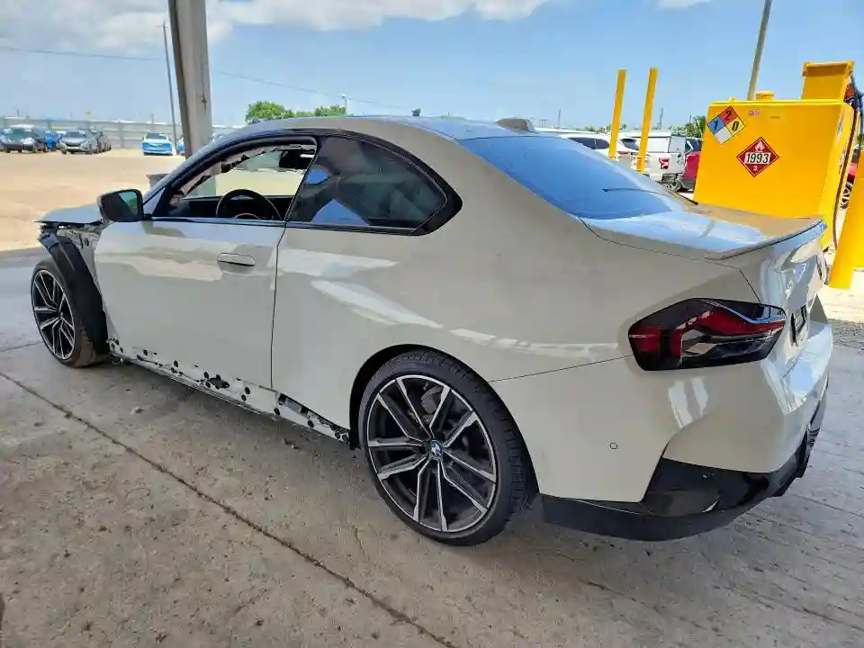 3MW23CM04R8E88817 2024 BMW 2 SERIES-1