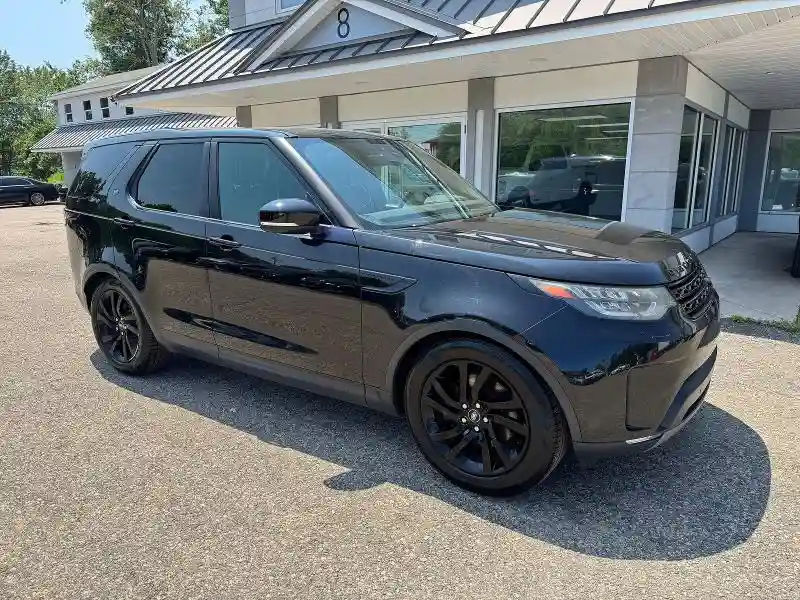 SALRHBBV2HA044665 2017 LAND ROVER DISCOVERY-0