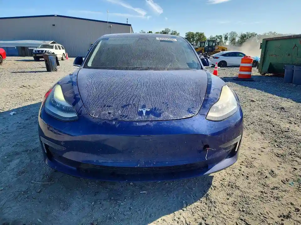 5YJ3E1EB1JF133867 2018 TESLA MODEL 3-4