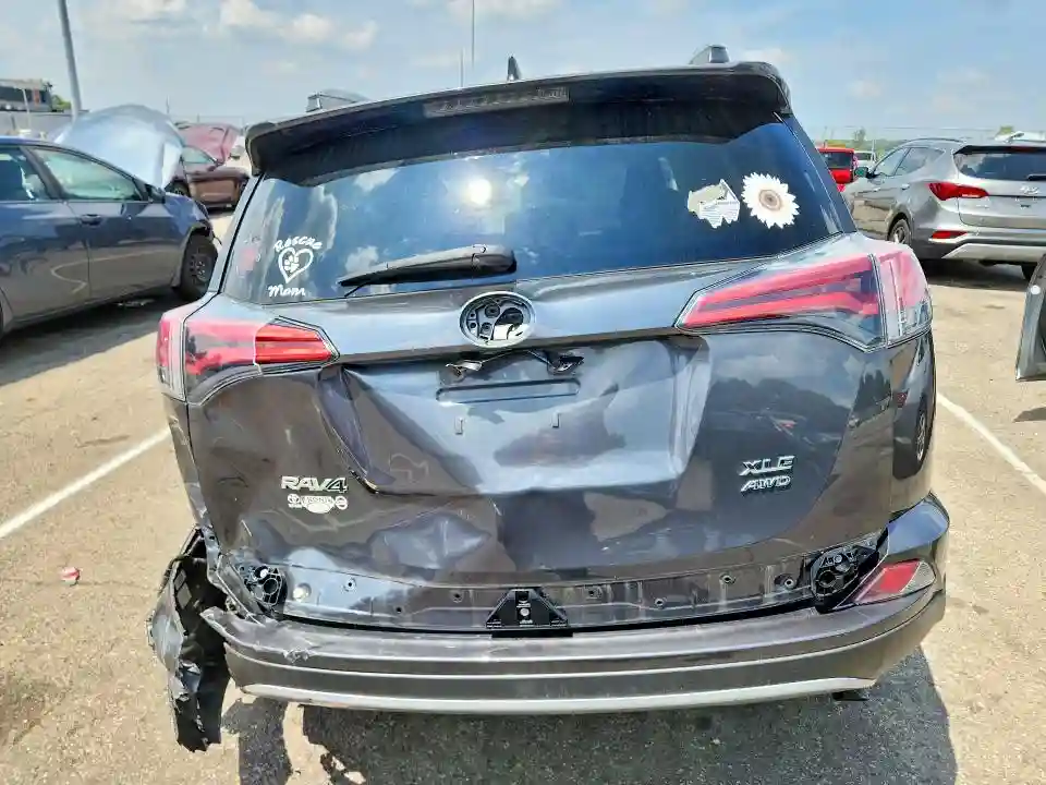 2T3RFREVXJW851623 2018 TOYOTA RAV4-5