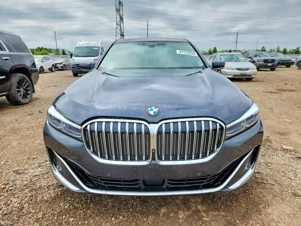 WBA7U2C02LGM26985 2020 BMW 7 SERIES-4