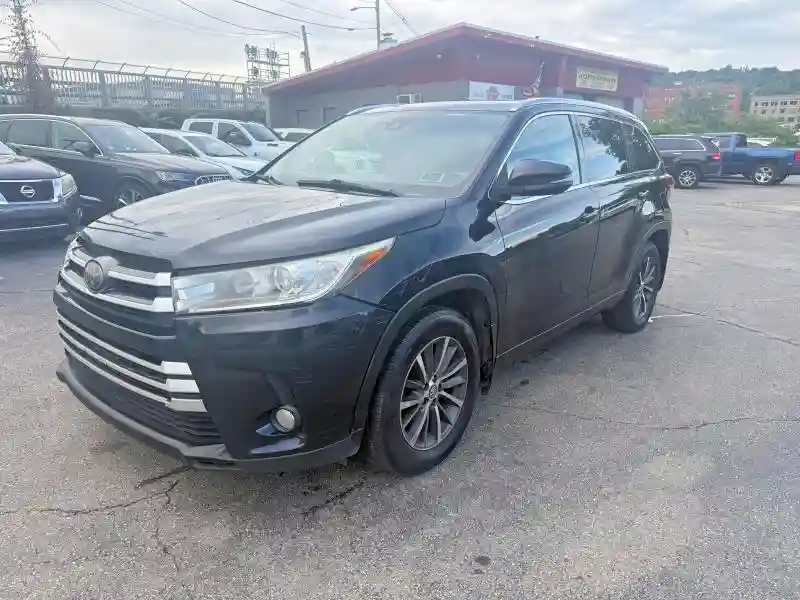 5TDJZRFH6HS371118 2017 TOYOTA HIGHLANDER-0