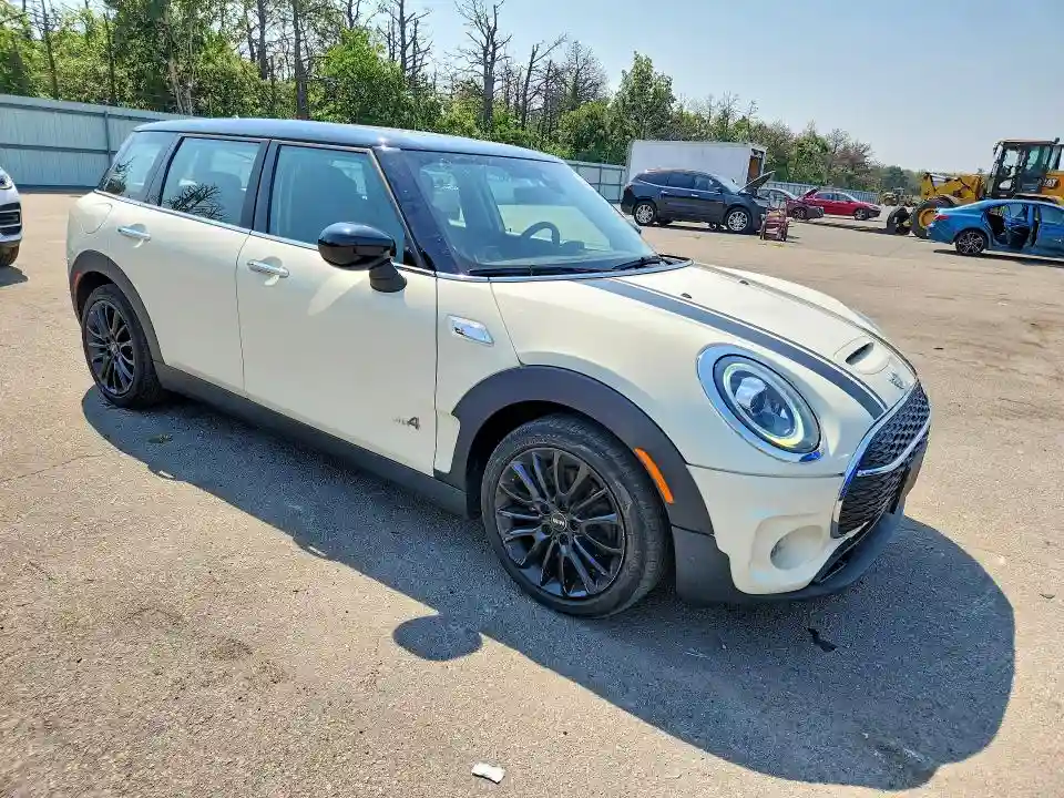 WMWXJ1C07M2P02496 2021 MINI COOPER-3