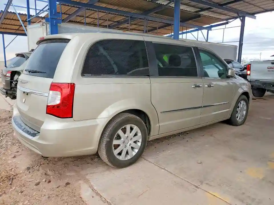 2C4RC1BG3GR302705 2016 CHRYSLER MINIVAN-2