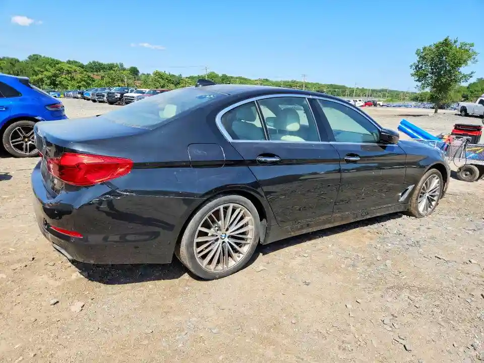 WBAJE5C58JG918045 2018 BMW 5 SERIES-2