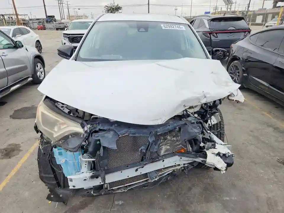 JTMZFREV4JJ201703 2018 TOYOTA RAV4-4