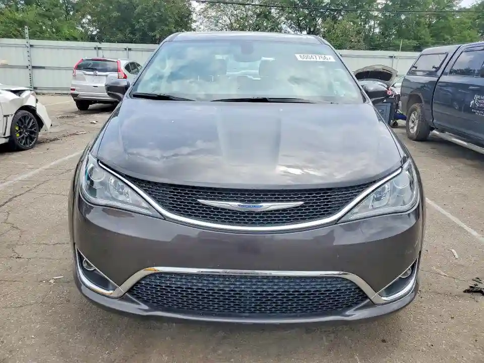 2C4RC1FG9JR122985 2018 CHRYSLER PACIFICA-4