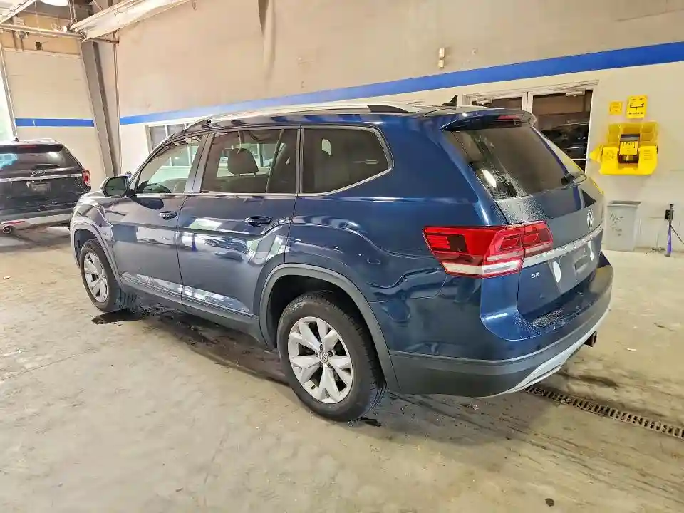 1V2KR2CA1JC581215 2018 VOLKSWAGEN ATLAS-1