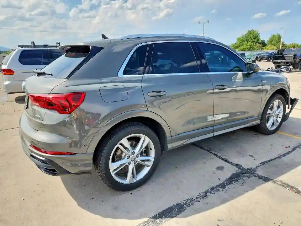 WA1FECF37L1085443 2020 AUDI Q3-2