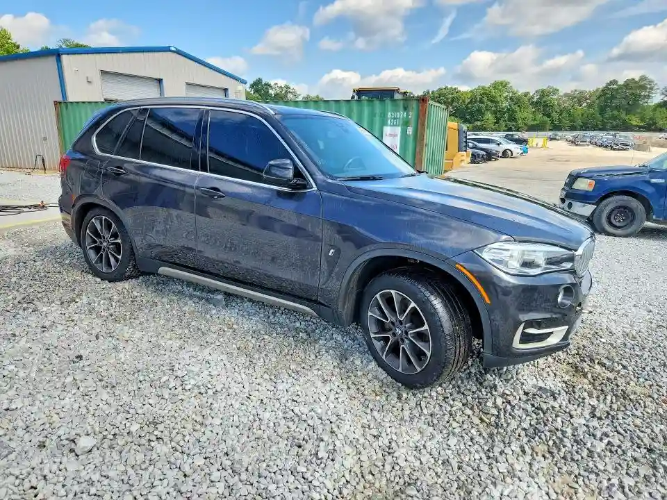 5UXKT0C58J0V98233 2018 BMW X5-3