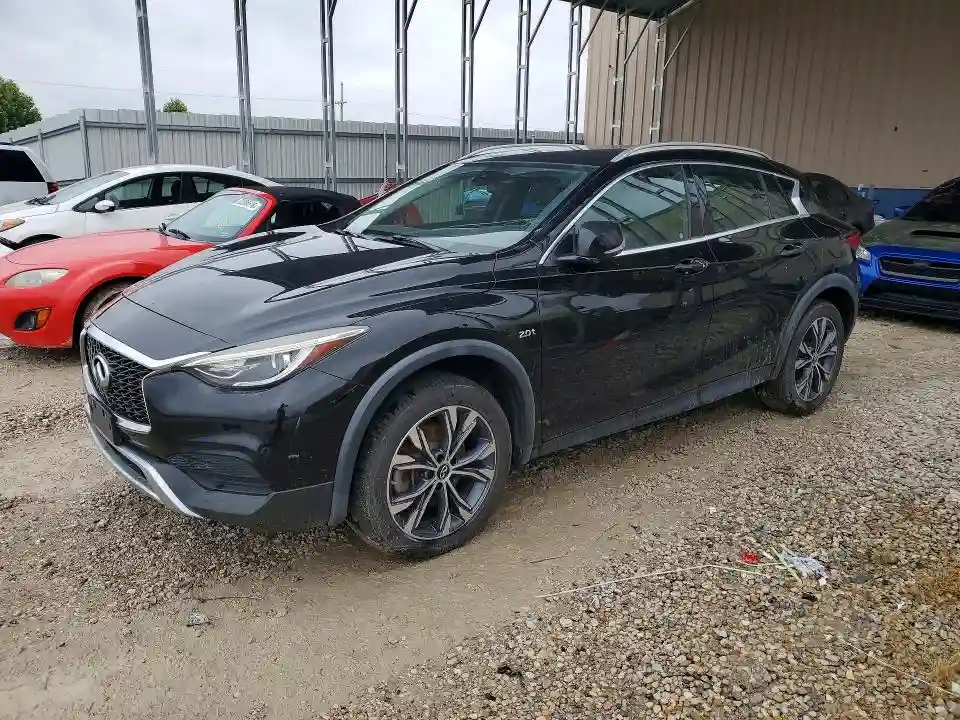SJKCH5CR6JA047491 2018 INFINITI QX30-0