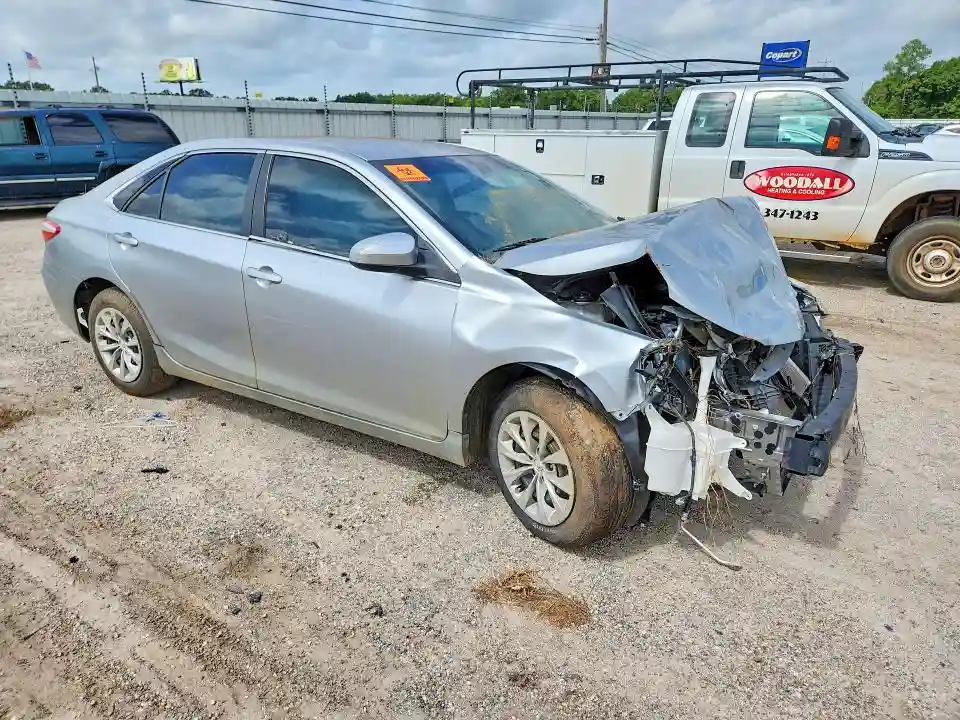 4T1BF1FK9HU384866 2017 TOYOTA CAMRY-3
