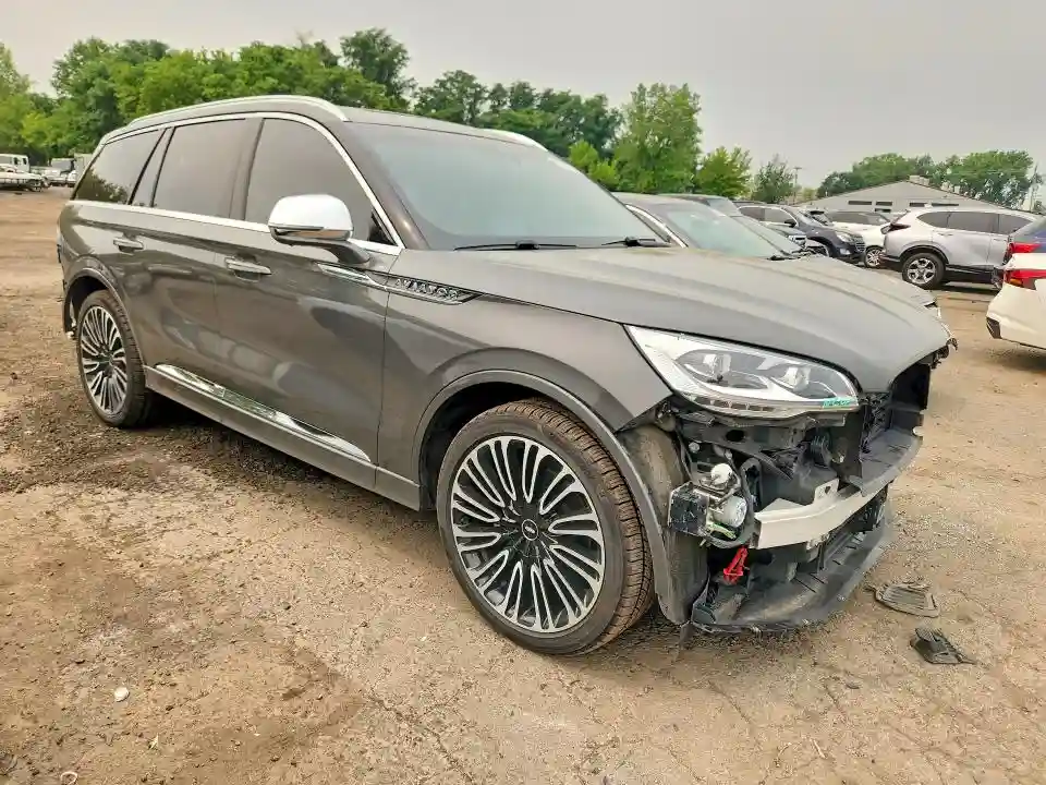 5LM5J9XC4NGL03619 2022 LINCOLN AVIATOR-3