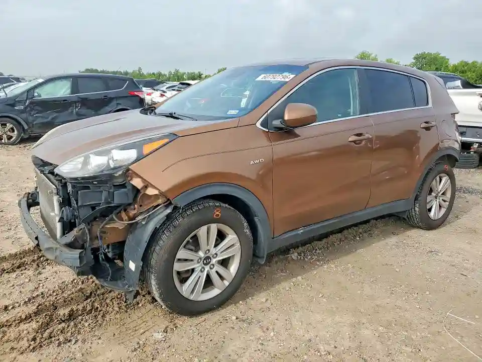KNDPMCAC5J7447493 2018 KIA SPORTAGE-0