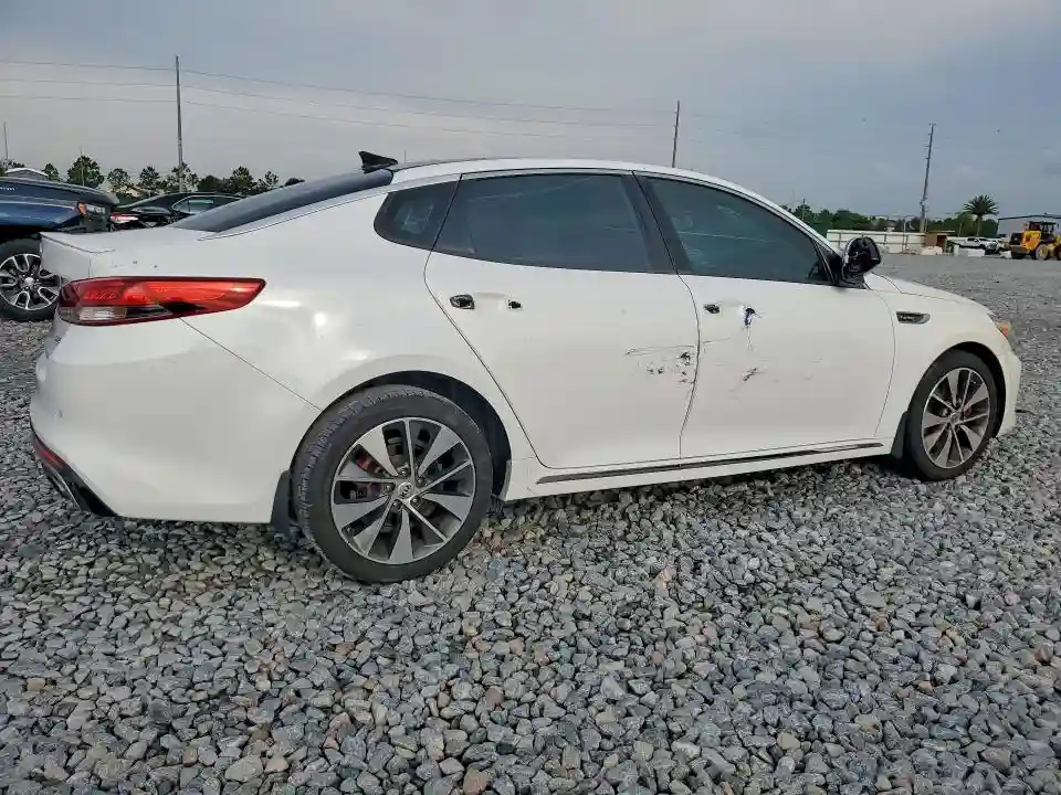 5XXGV4L21GG032856 2016 KIA OPTIMA-2
