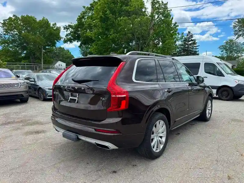 YV4A22PK6J1358472 2018 VOLVO XC90-3