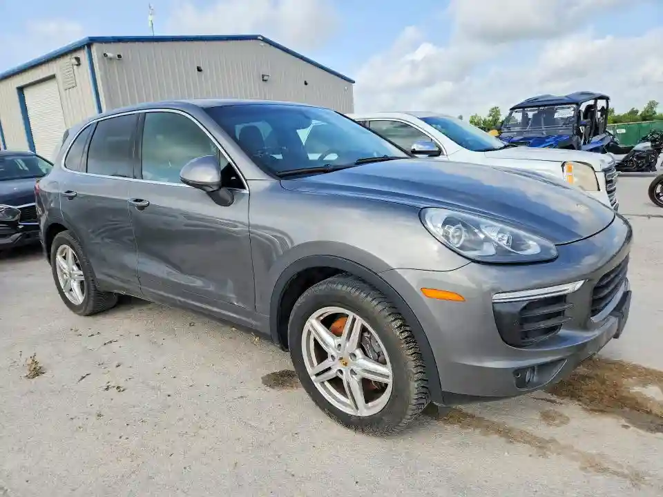 WP1AA2A24GLA03925 2016 PORSCHE CAYENNE-3