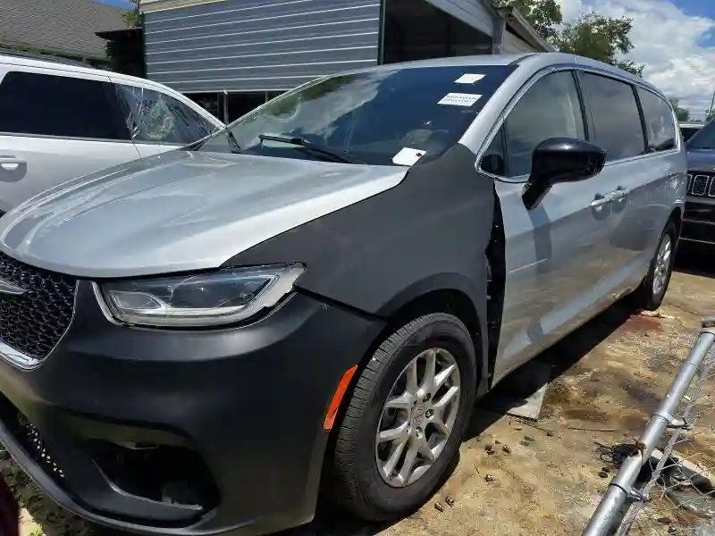 2C4RC1BG9RR125838 2024 CHRYSLER PACIFICA-1